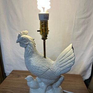 Vintage ceramic chicken lamp